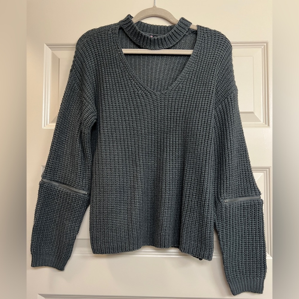 Charcoal Knit V-neck Women's Sweater - Large -  Sleeve Zippers Cozy Alternative